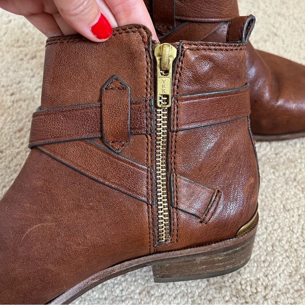 Coach Leoda Dark Ginger Distressed Brown Leather Bootie Ankle Boots Buckle 5.5 - Picture 10 of 14